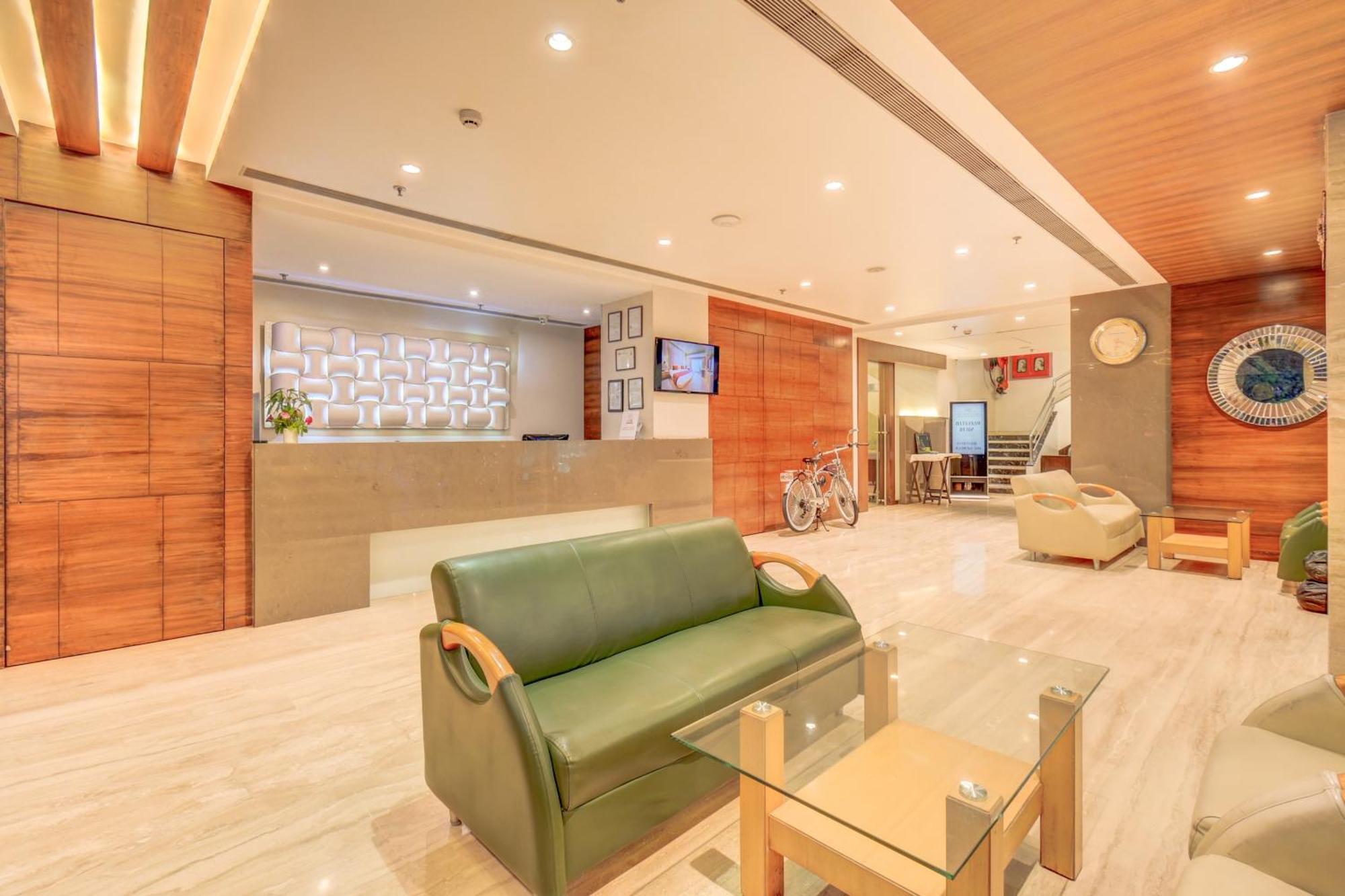 The Ssk Solitaire Hotel & Banquets Nashik Buitenkant foto